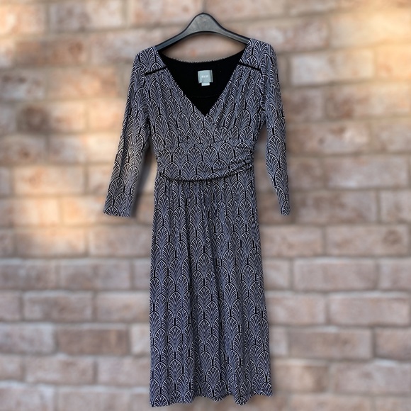 Anthropologie Maeve V-Neck Midi Dress - Picture 2 of 13